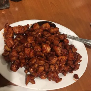 Love that the cashew chicken is mostly all chicken! No fillers at Chang Brothers! To many places add way to much veggie filler!