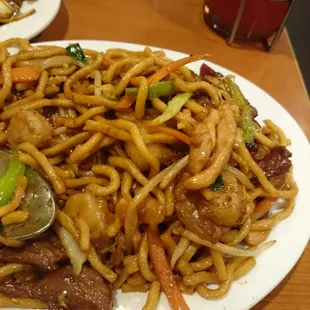 Chow Main Noodles