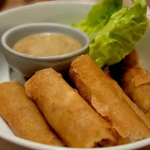 Mushroom spring rolls