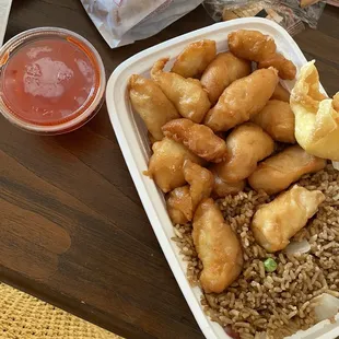 Sweet and sour chicken + crab rangoon