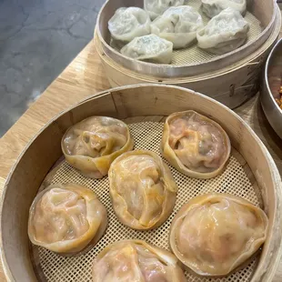 kimchi mandu; pork mandu