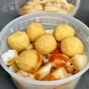Curry Fish Balls (S) with all the sauces