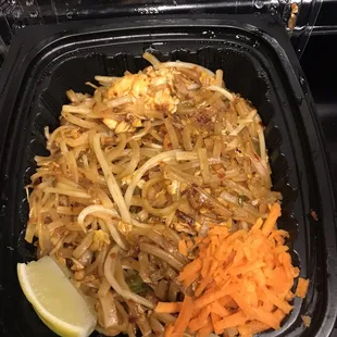 N1. Pad Thai