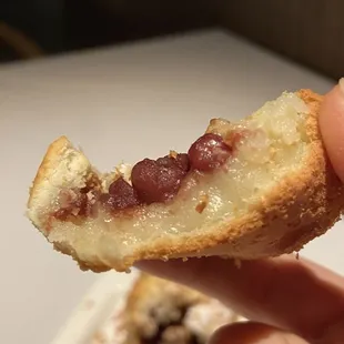 Nice texture of red bean and sticky rice inside the red bean cake