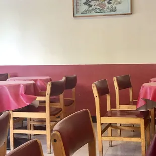 sushi and sashimi, interior