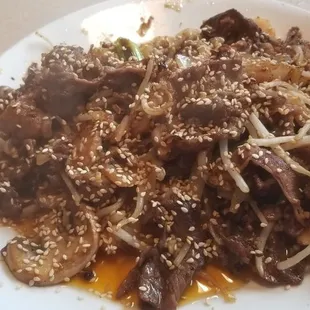 Meat &amp; Veggies + oils, no noodles or sugary sauces. Great KETO option!