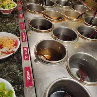 Sauce bar