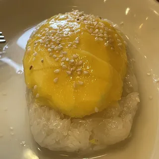 Sweet Sticky Rice with Mango