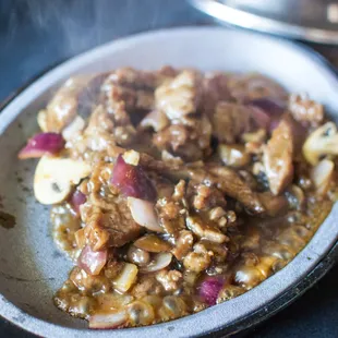 Sizzling Flank Steak Au Poivre