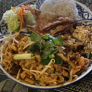 Pad Thai lunch special