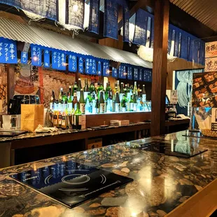 Interior (bar seating)