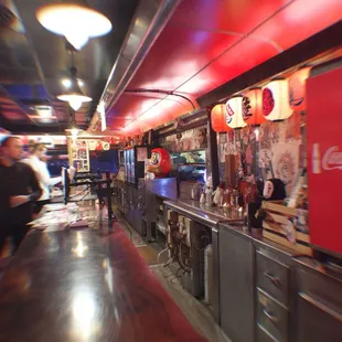 a blurry photo of a restaurant