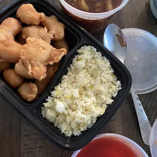 Sweet/sour chicken &amp; hot/sour soup