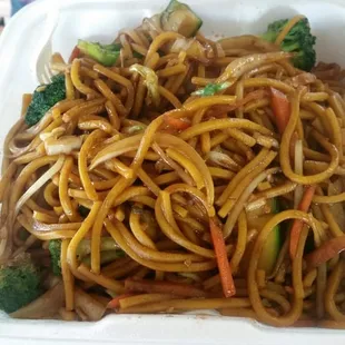 Veg lo mein