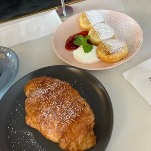 Almond Croissant
