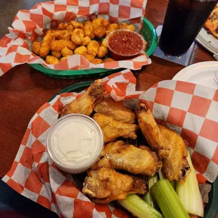 Bone-in Wings &amp; Cheese Curds
