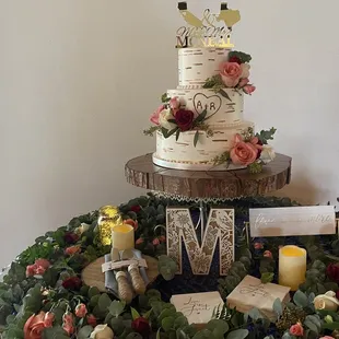 Cake, flowers, wedding