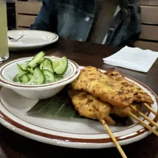 Kai Satay / Chicken Skewers