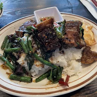 Lunch Khana Moo / Chinese Broccoli Pork Belly Over Ricel