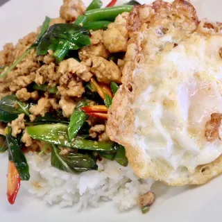 Lunch Gra Pow Rad Khao / Chili Holly Basil Over Rice