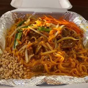 N1. Pad Thai Noodles