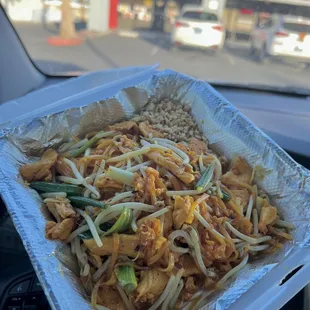 N1. Pad Thai Noodles