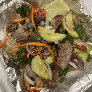 SL4 Thai Beef Salad