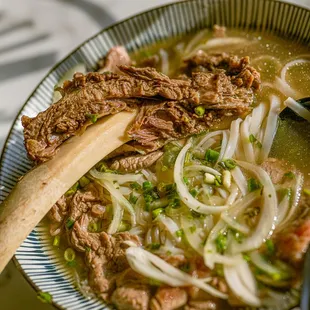 Mama Lan&apos;s Beef Phở