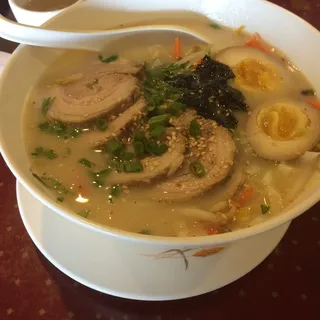 / / BBQ Pork Noodle Soup