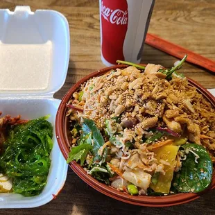 X-Large poke Hawaii style with all the extra fillings!