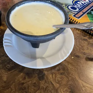 Large queso