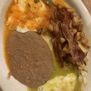 Huevos Divorciados Plate