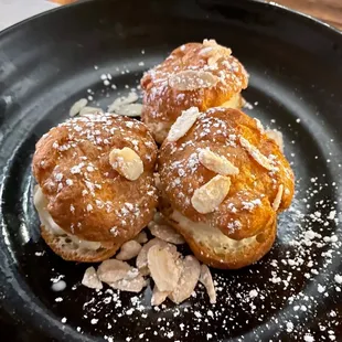 Profiteroles without chocolate