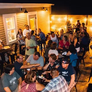 Beautiful night &amp; the deck is hoppin!