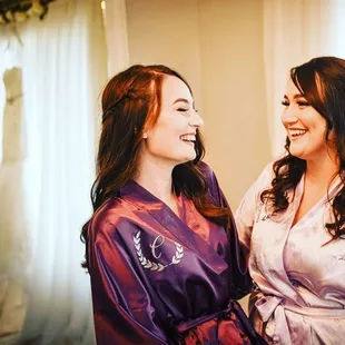 The brides parlor makes the perfect place to get ready in style.