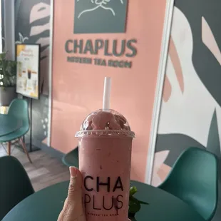 Strawberry/Banana Smoothie with Boba