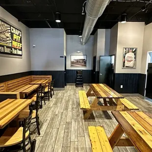 sushi and sashimi, interior