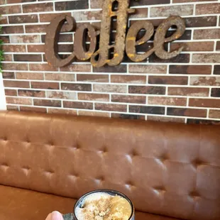 Smores Latte with crackers