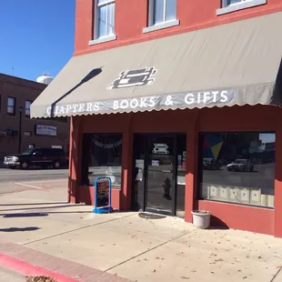 Chapters Books & Gifts