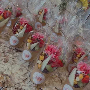 cupcakes, dessert, food