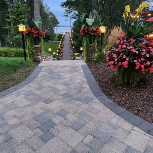 Path leading down to Gull Lake from the restaurant building.