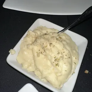 Garlic mashed potatoes