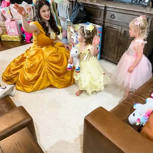 Teaching the girls how to do a princess wave.