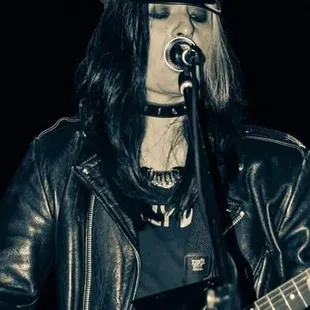 Molly Vamp live at Characters Saturday November 28, 2015 #mollyvampband