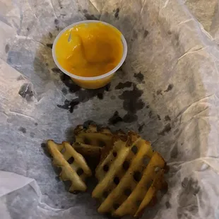 waffle fries with cheese