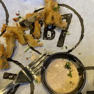 Oops!  I should have remembered to take the pic of fried pickles BEFORE we ate most of them.
