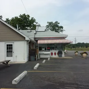 Drive up. Car hop service after 4pm.