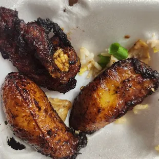 Plantain with maggots on it?