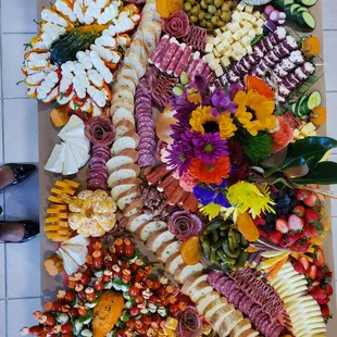 Fall display for 50 people.