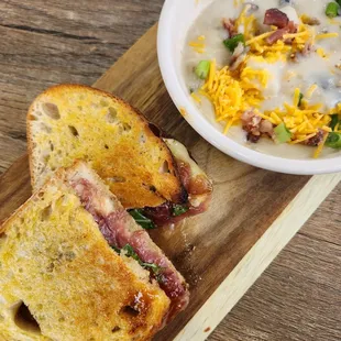 Figgy piggy and loaded potato soup